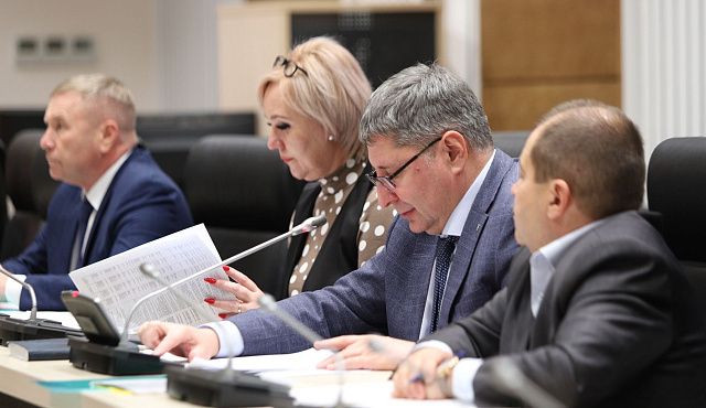 В Волгограде областные депутаты решили не индексировать себе зарплаты