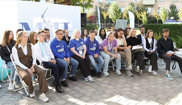 В Волгоградской области создадут ассоциацию молодежных парламентов