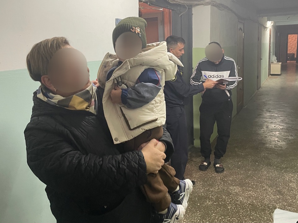 Ребёнок вернулся под защиту государства усилиями судебных приставов Волжского