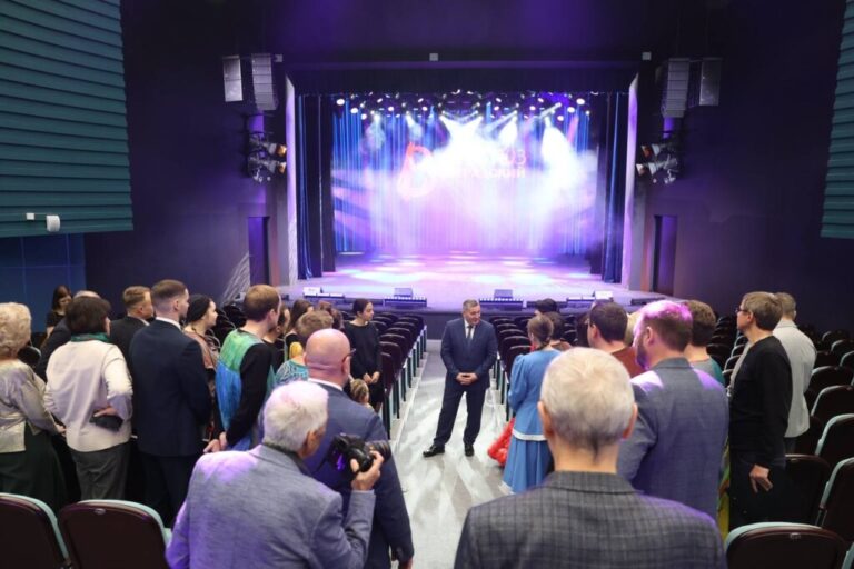 Современный Волгоградский ТЮЗ открылся после масштабной реставрации