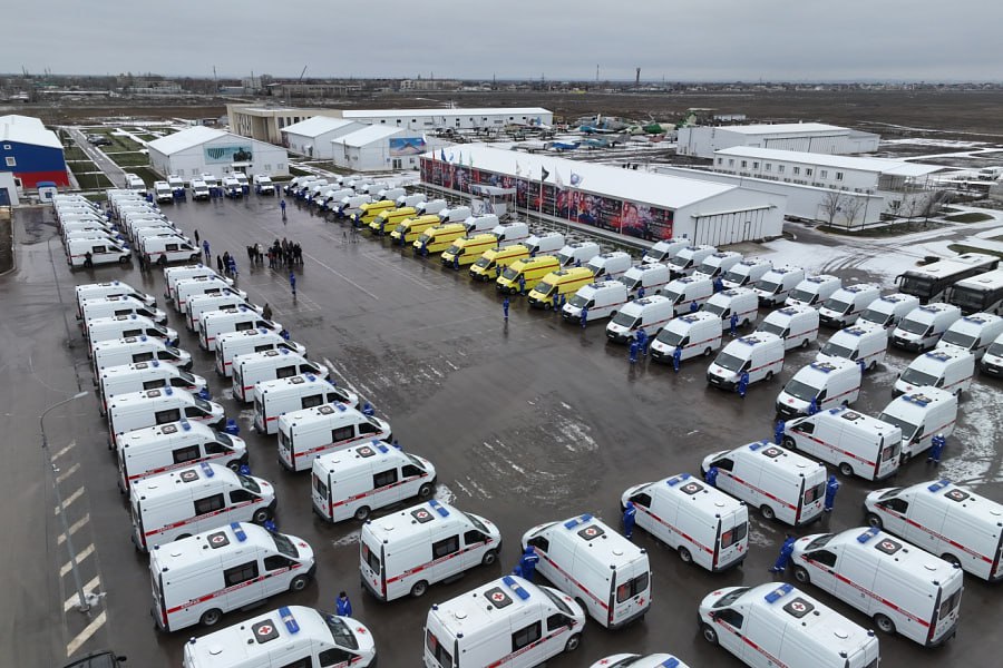 Автопарк скорой помощи Волгоградской области пополнился сотней новых машин