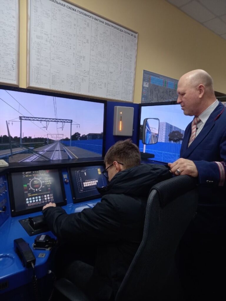 Проект «Депо профессий»: школьникам Волгоградской области предлагают познакомиться с миром железных дорог