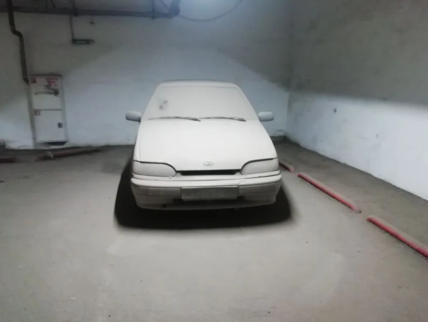 Волгоградцев взволновал подозрительный автомобиль, брошеный на подземной парковке в центре города