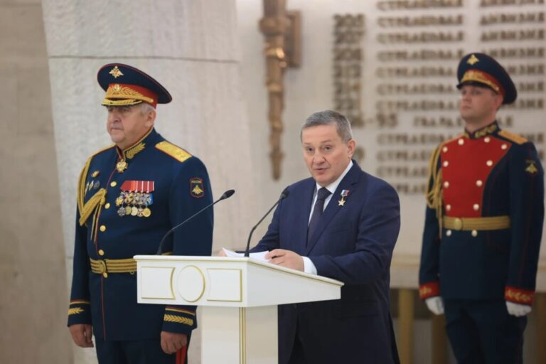 Награды на героической земле: в Волгограде чествовали военнослужащих Южного военного округа