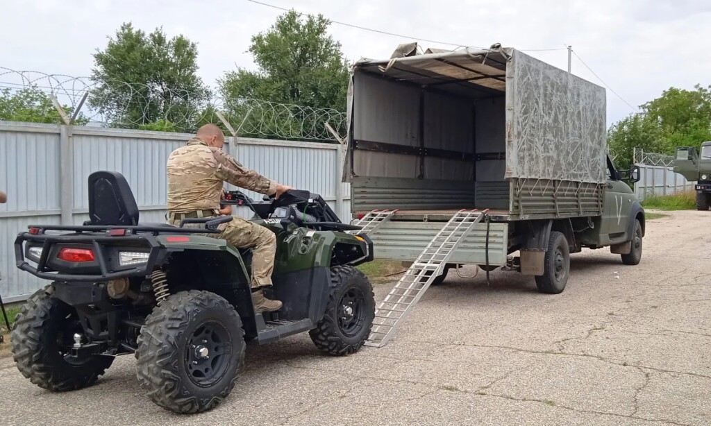 Волгоградская область отправила новую партию техники в зону СВО